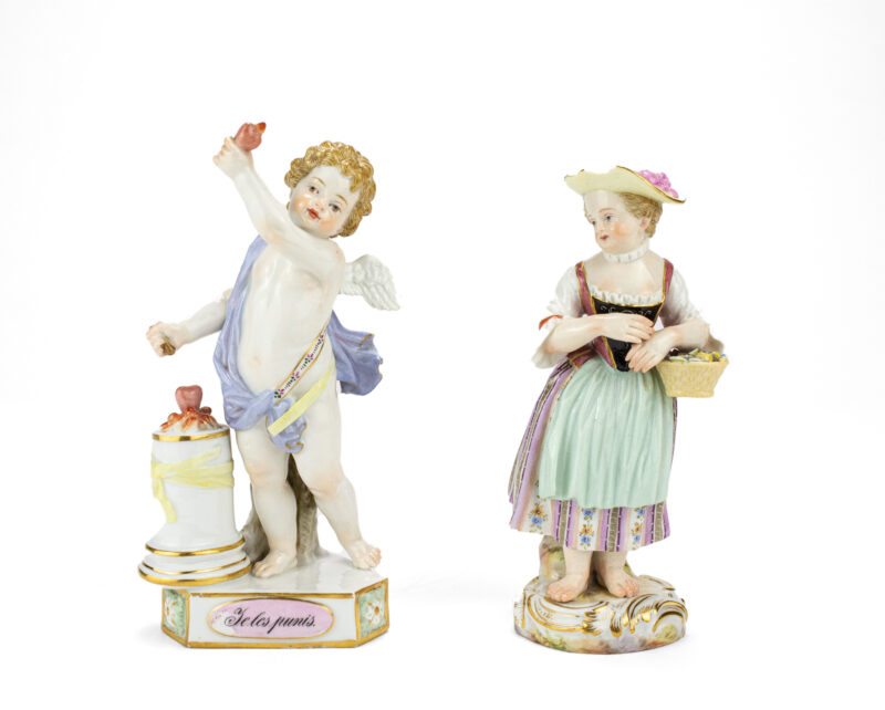 Zwei Porzellanfiguren Amor 'Je le Punis' und kleine Gärtnerin