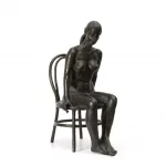 Auf einem Stuhl Sitzende_75609_467-2