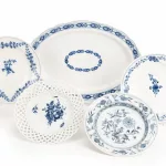 Meissen Teller und große Vorlegeplatte mit Blaumalerei_75617_12-1