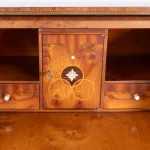 Carpanelli Arts Zylindersekretär mit Intarsien_75617_124-4