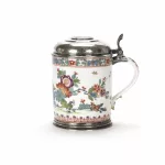 Meissen Walzenkrug mit Chinoiserie-Dekor_75617_13-1
