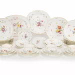 Meissen Serviceteile 'Neubrandenstein mit Blumen und Insekten'_75617_19-1