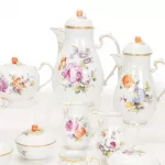 Ludwigsburg Kaffee-, Tee- und Speiseservice mit Blumendekor_Ludwigsburg Kaffee-, Tee- und Speiseservice mit Blumendekor_75617_3-3