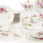 Ludwigsburg Kaffee-, Tee- und Speiseservice mit Blumendekor_Ludwigsburg Kaffee-, Tee- und Speiseservice mit Blumendekor_75617_3-4