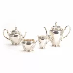 Silberservice mit Blumendekor_75617_96-1