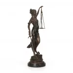 Justitia_81210_329-2