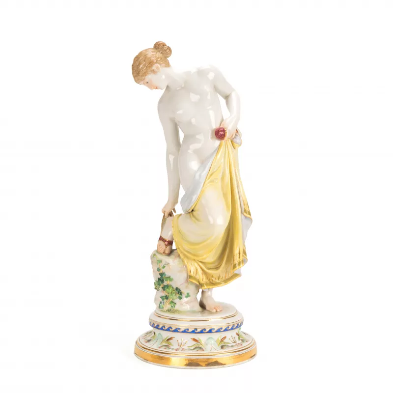 Meissen Figur 'Nach dem Bade'_84071_30-1