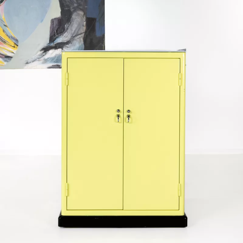 Arztschrank