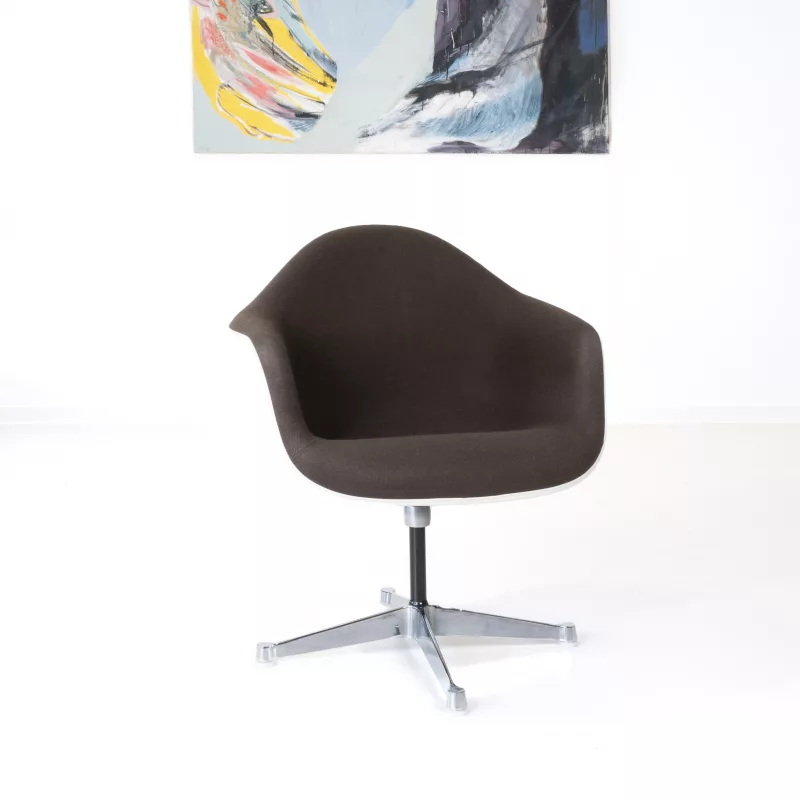 Herman Miller und vitra Armlehnstuhl 'DAX', Entwurf von Charles & Ray Eames