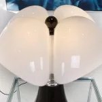 Tischleuchte 'Pipistrello', Entwurf von Gae Aulenti_84071_87-3