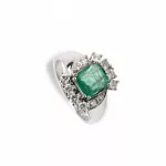 Smaragd-Diamantring_84080_25-1