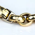 Voluminöse Gliederkette_94727_74-5