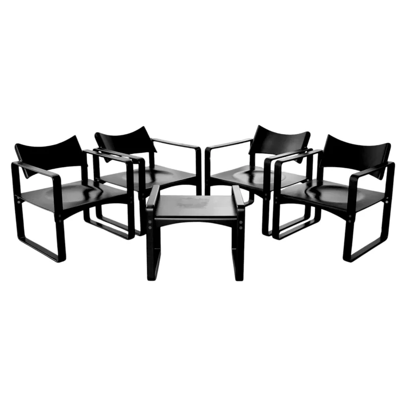 Thonet Stühle & Ottomane 270 F