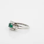 Smaragdring mit Brillantbesatz_Smaragdring mit Brillantbesatz_96391_58-5