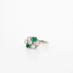 Smaragdring mit Brilliantbesatz_Smaragdring mit Brilliantbesatz_96391_59-3